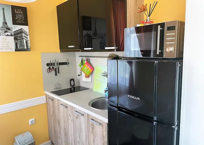 Bright 1bd With Terrace By Flat Mаnаger